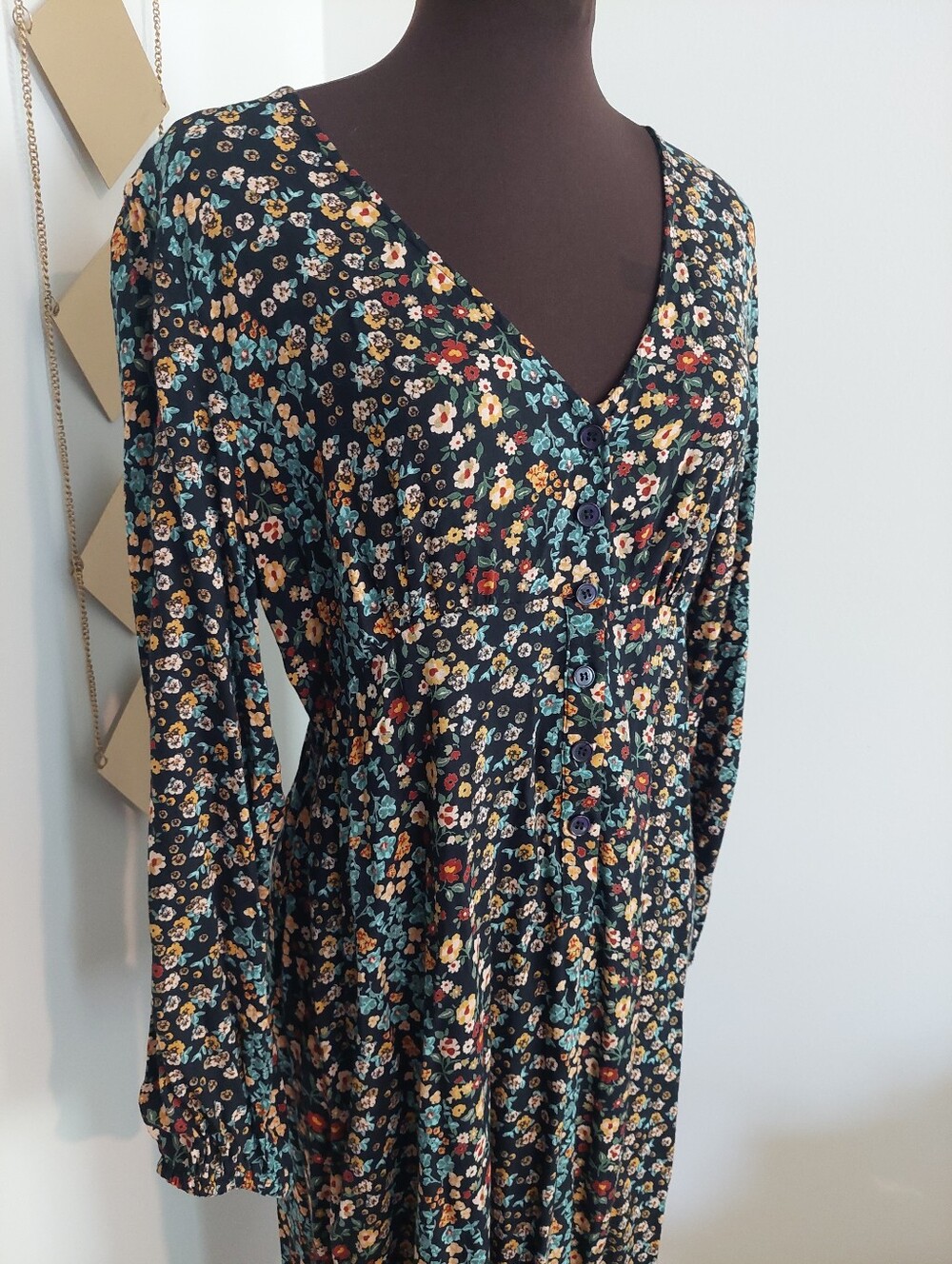Angie Floral Maxi Dress - Picture 5 of 7